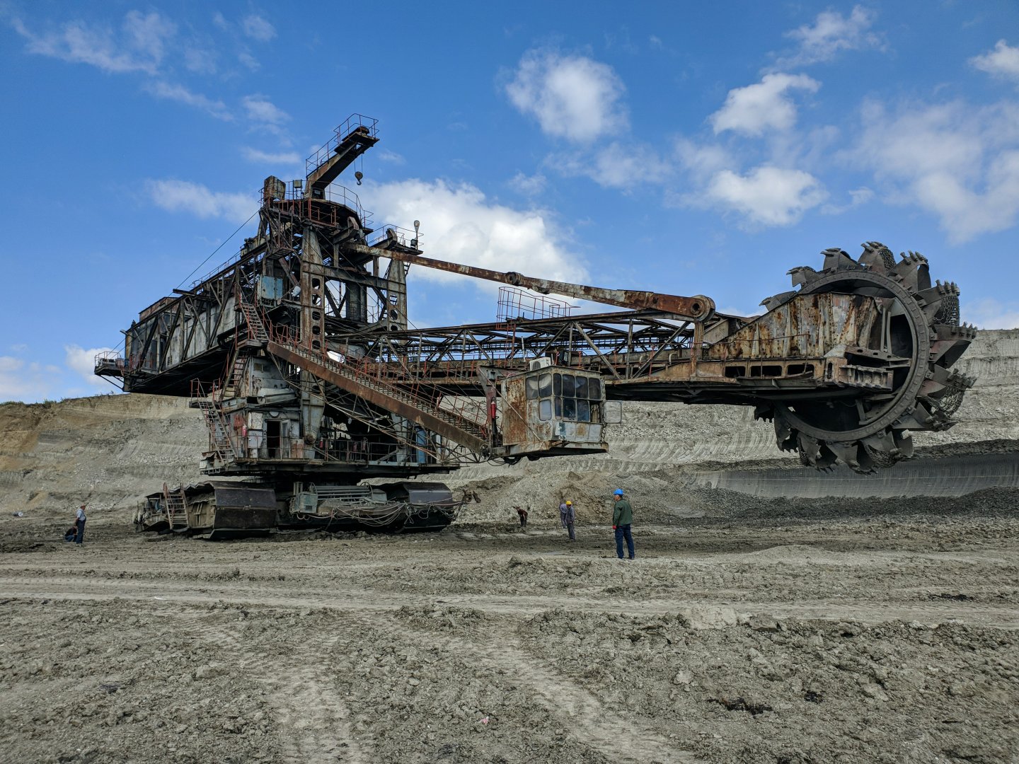 Mining, Metals & Raw Materials